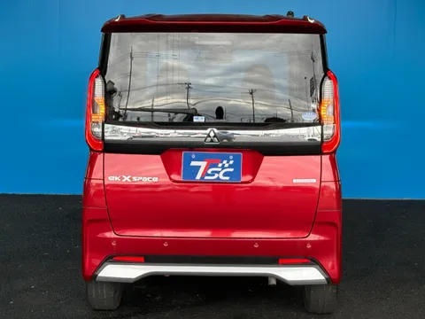 Mitsubishi eK X Space