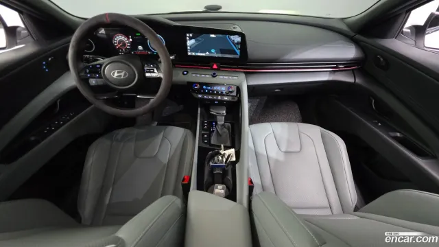 Hyundai Elantra (Avante)