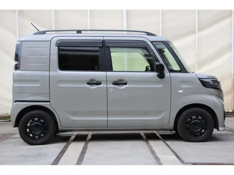 Suzuki Spacia Base