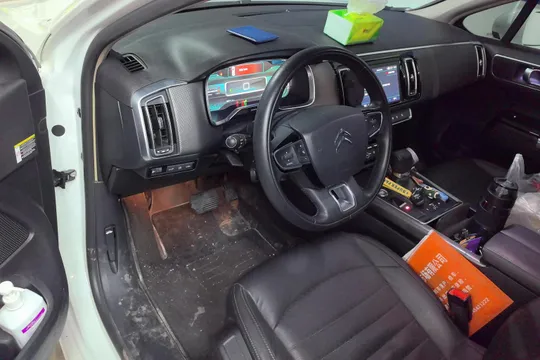 Citroen C6