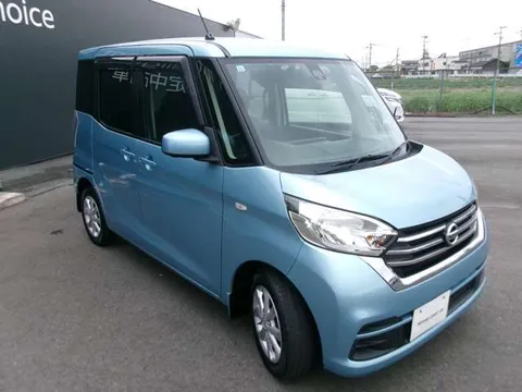 Nissan Dayz Roox