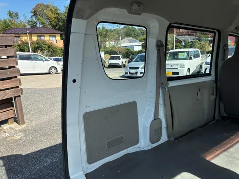 Mitsubishi Minicab Van
