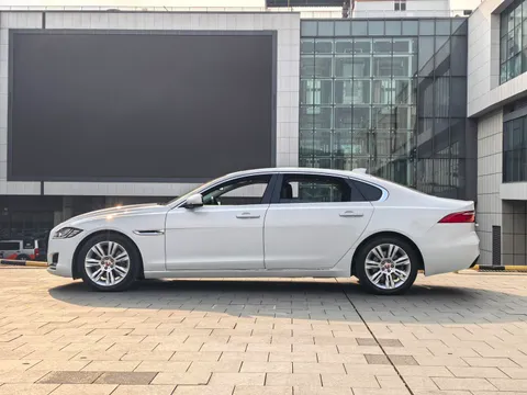 Jaguar XFL