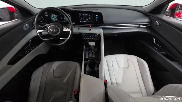 Hyundai Elantra (Avante)