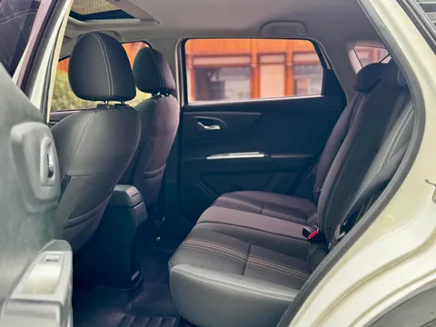 Dongfeng AX3