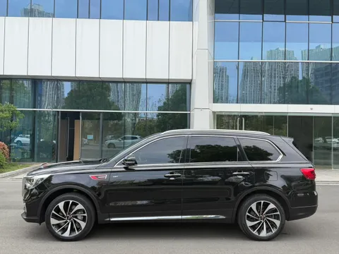 Hongqi HS7