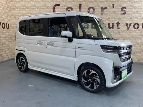 Suzuki Spacia Custom