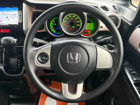 Honda N-BOX Plus