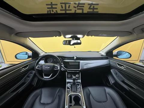 Chery Arrizo 5