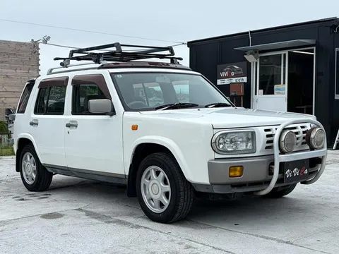 Nissan Rasheen