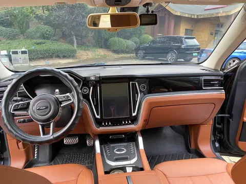 Zotye T700