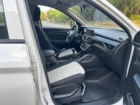 Wuling Hongguang S3