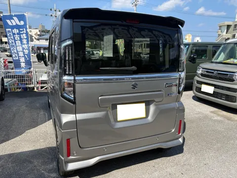 Suzuki Spacia