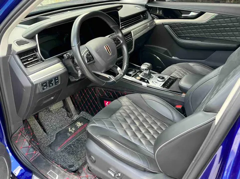 Hongqi HS5