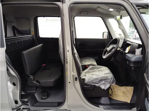 Suzuki Spacia Base