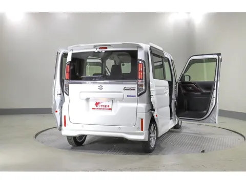 Suzuki Spacia Custom