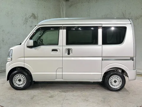 Nissan Clipper