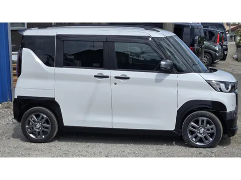 Mitsubishi Delica Mini