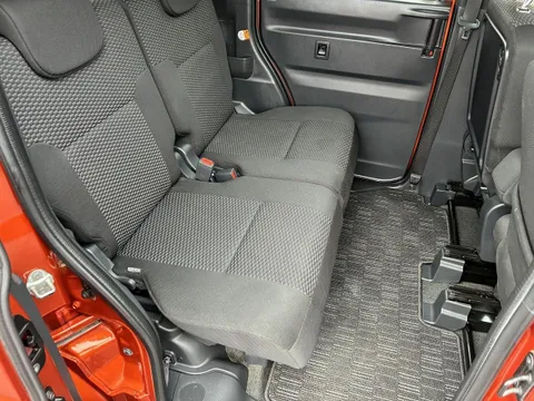 Toyota Pixis Mega