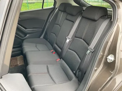 Mazda Axela Sport