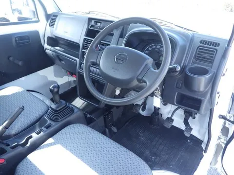 Nissan Clipper Truck