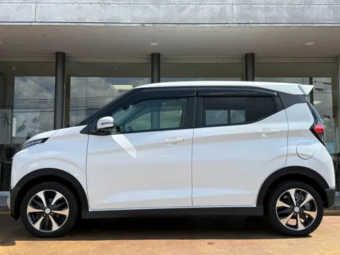 Mitsubishi eK X