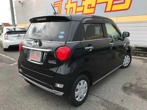 Daihatsu Cast