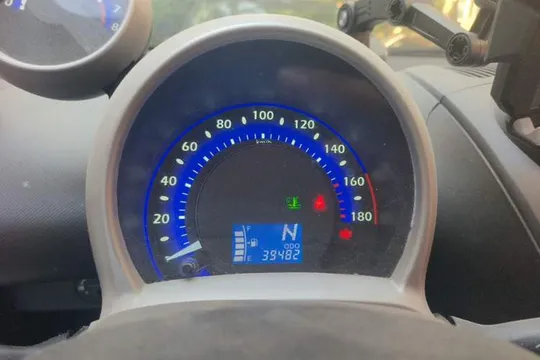 BYD F0