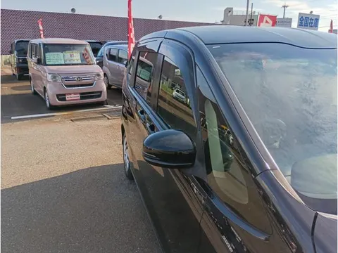 Honda Freed Plus