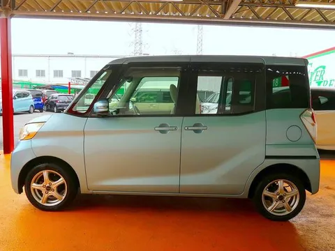 Mitsubishi eK Space