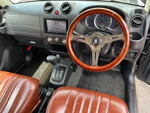 Nissan KIX
