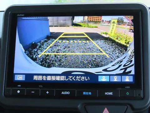 Honda N-BOX Custom