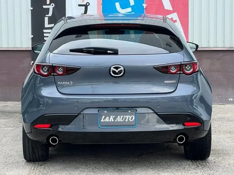 Mazda MAZDA3 Fastback
