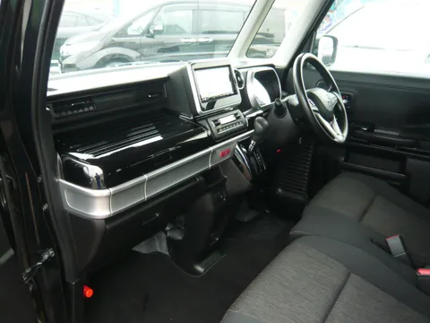 Suzuki Spacia Custom