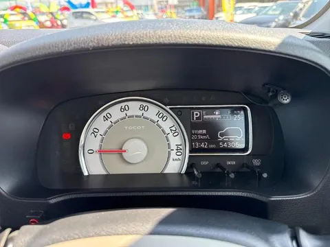 Daihatsu Mira Tocot
