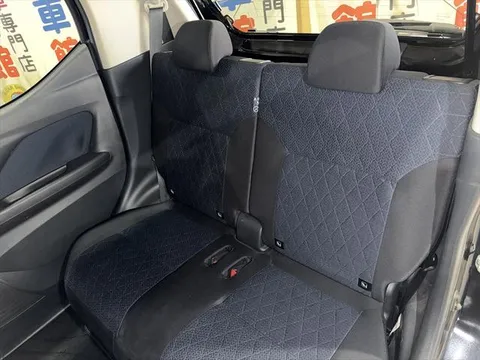 Mitsubishi eK X