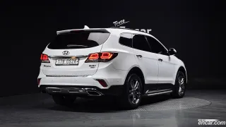 Hyundai Grand Santa Fe (Maxcruz)
