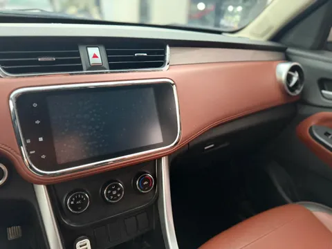 BAIC S3