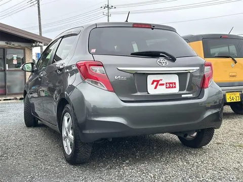 Toyota Yaris (Vitz)