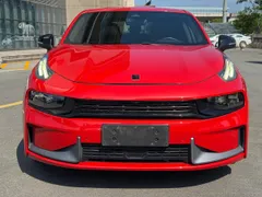 Lynk & Co 03