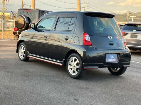 Daihatsu Esse