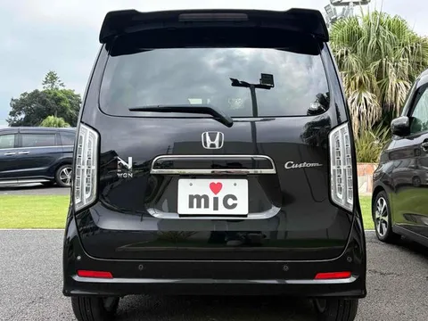 Honda N-WGN Custom