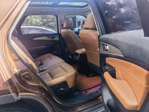 Changan CS95