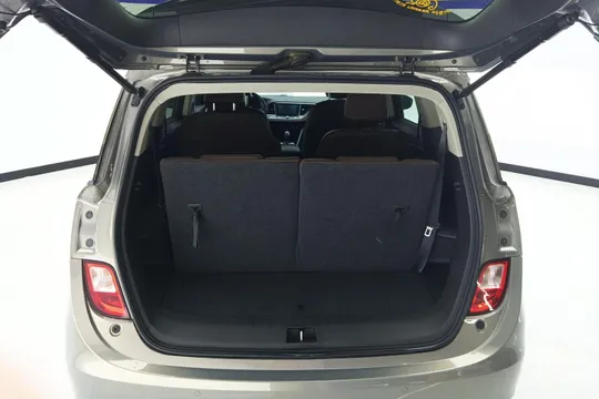 Buick GL6
