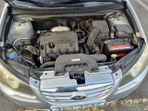 Hyundai Elantra (Avante)