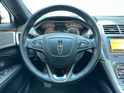 Lincoln MKZ