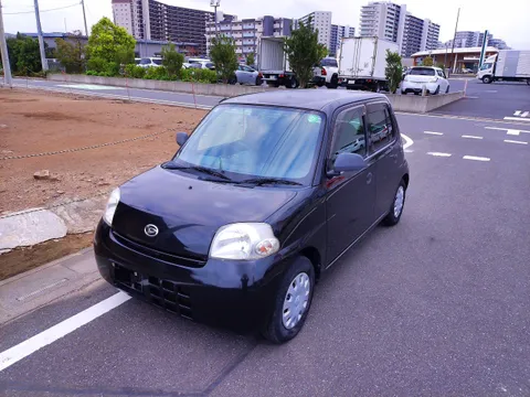 Daihatsu Esse