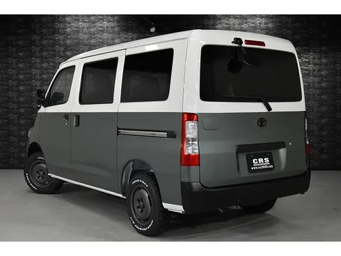 Toyota TownAce Van
