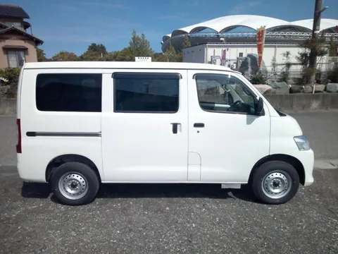 Toyota TownAce Van
