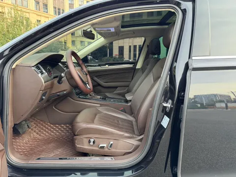 Volkswagen Phideon